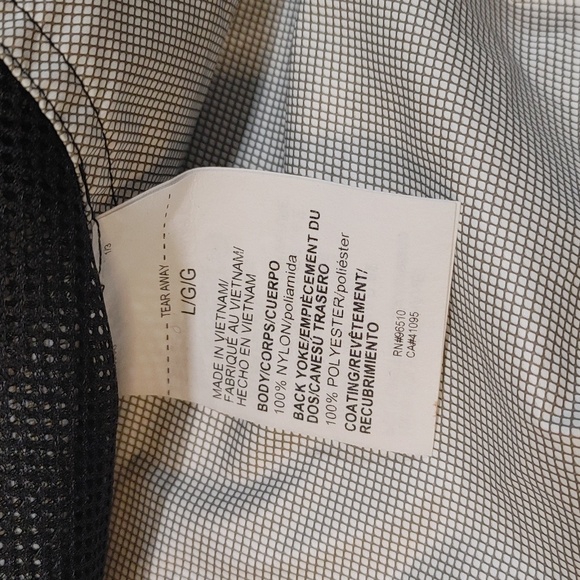 Under Armour Fish Rain Jacket - Picture 4 of 5